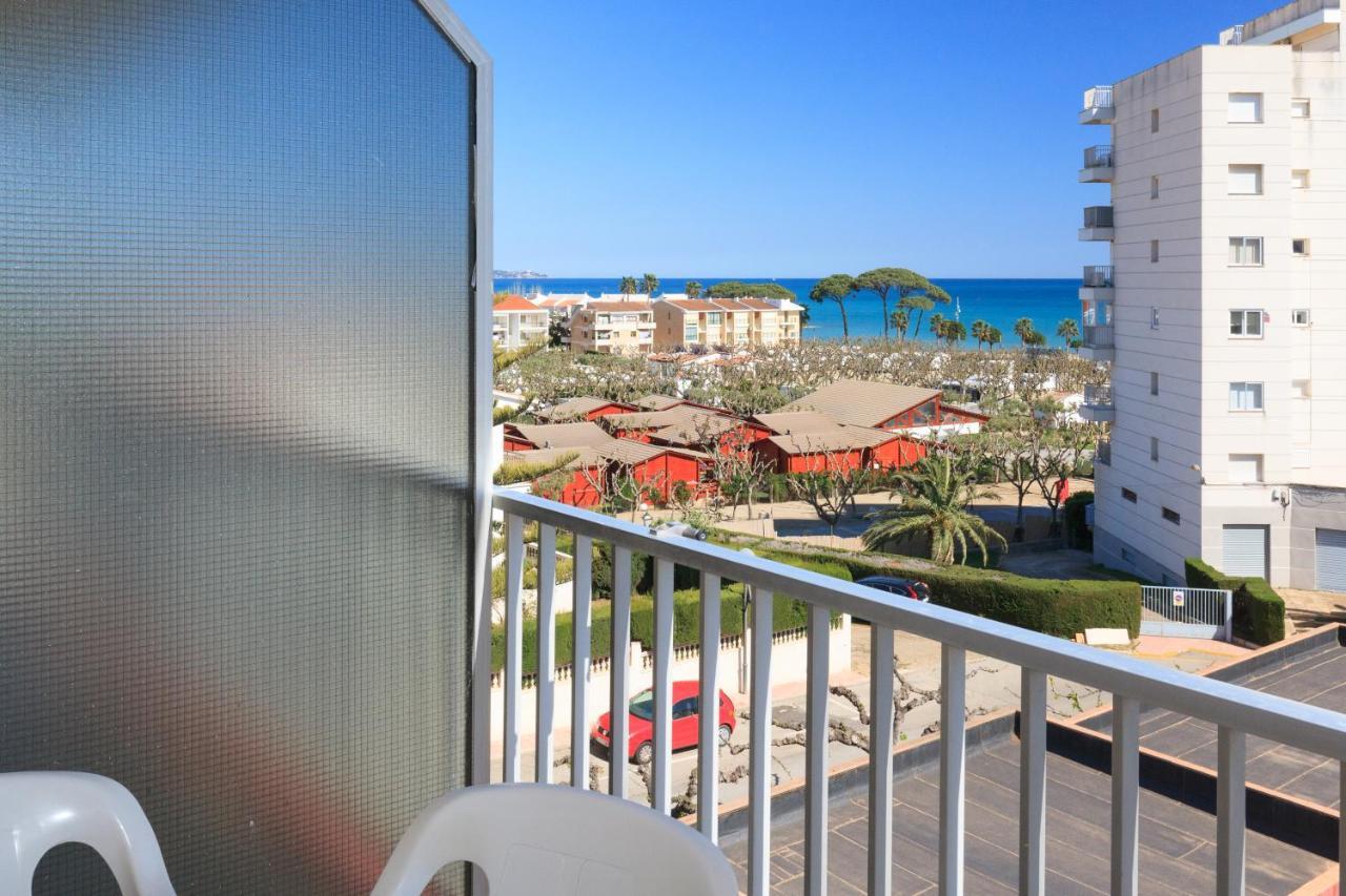 Apartamento Vora Mar 33 كامبريلس المظهر الخارجي الصورة